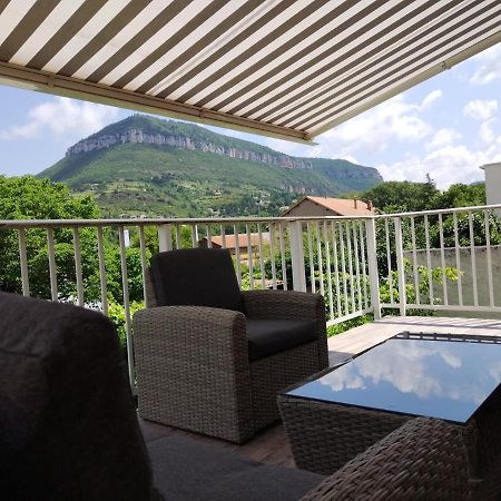 Belle Vue Apartment มีโญ ภายนอก รูปภาพ