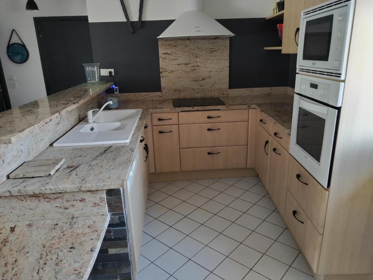 Belle Vue Apartment มีโญ ภายนอก รูปภาพ